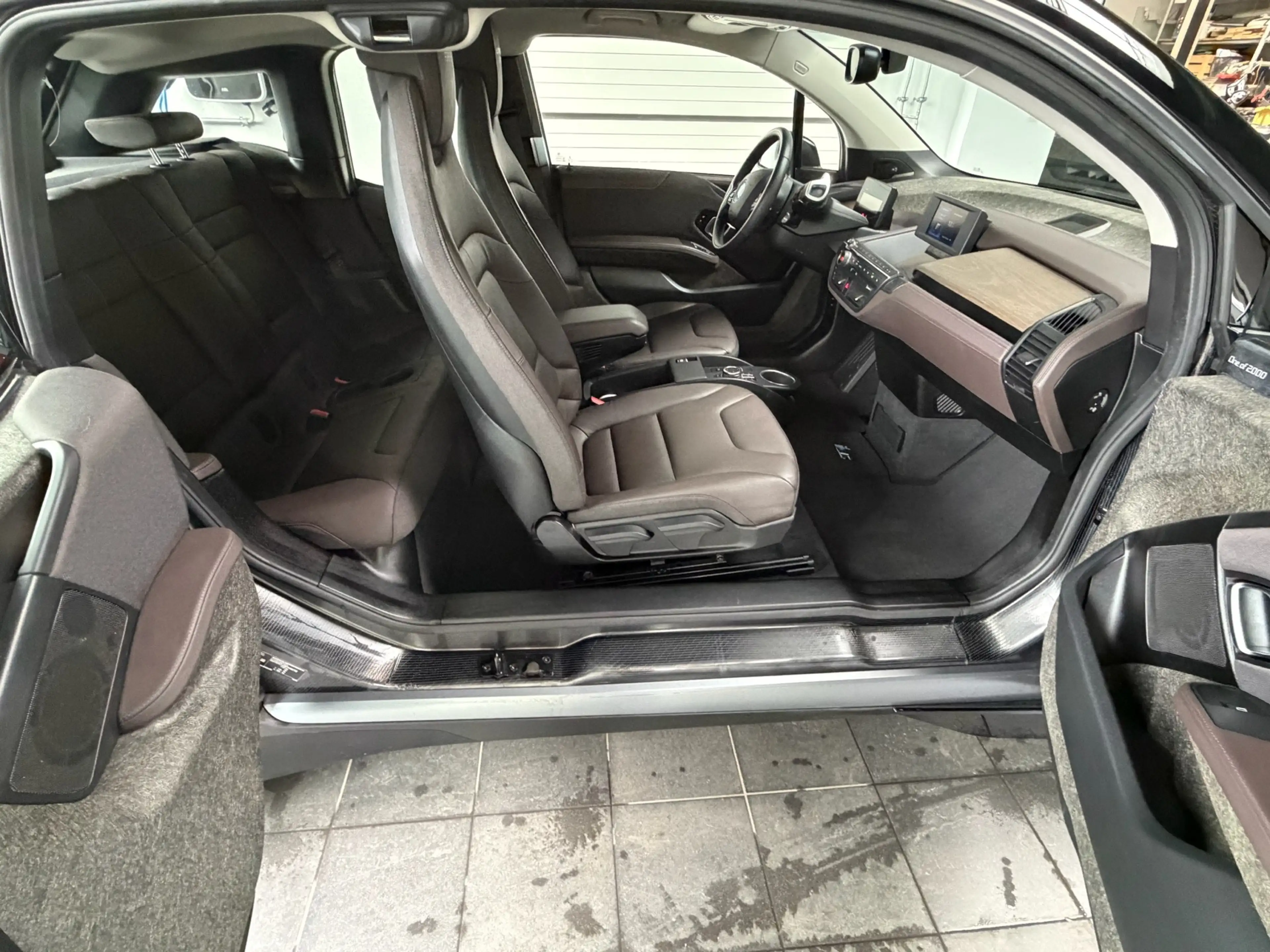 BMW i3 s Unique Forever Panoramadach_HarmanKardon_Keyless — photo 14