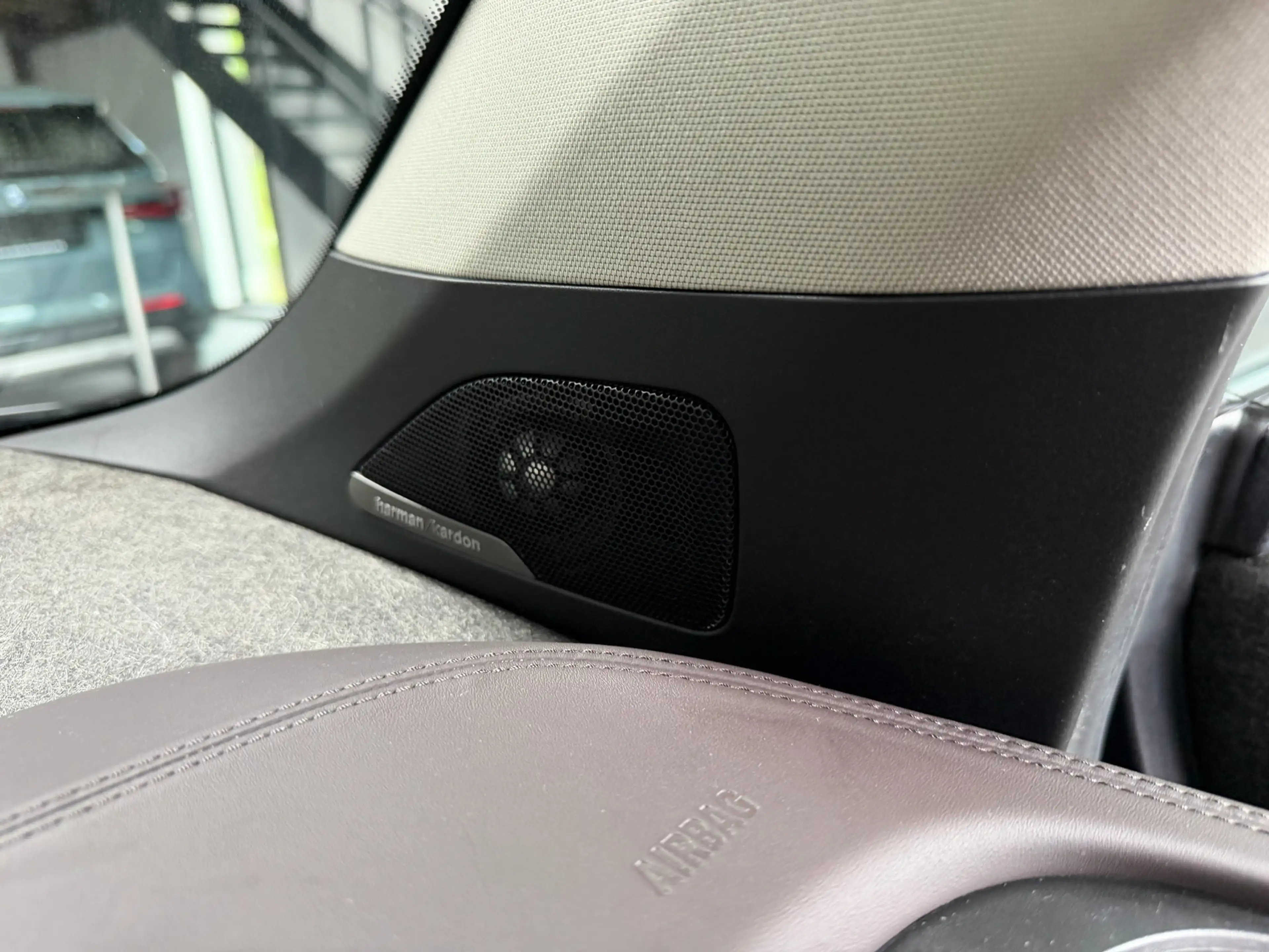 BMW i3 s Unique Forever Panoramadach_HarmanKardon_Keyless — photo 15