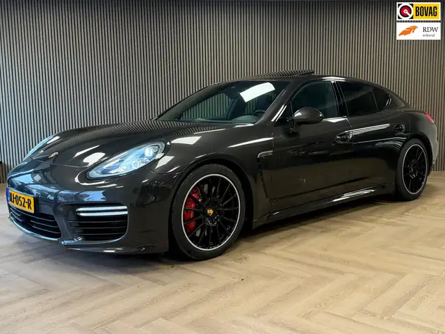 Porsche Panamera 4.8 Turbo 520PK NAVI PANODAK ACC LED LUCHTVERING C