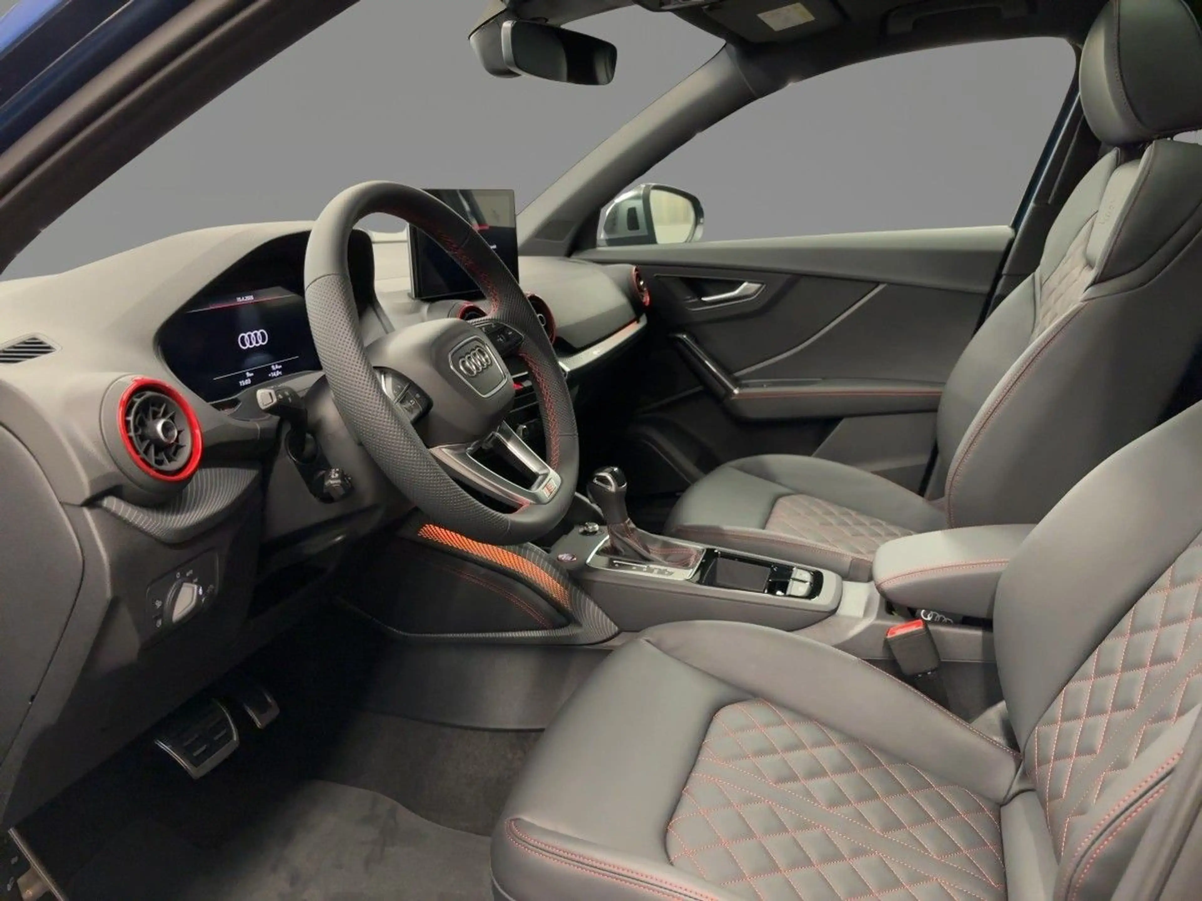 Audi SQ2 TFSI S tr. — photo 8