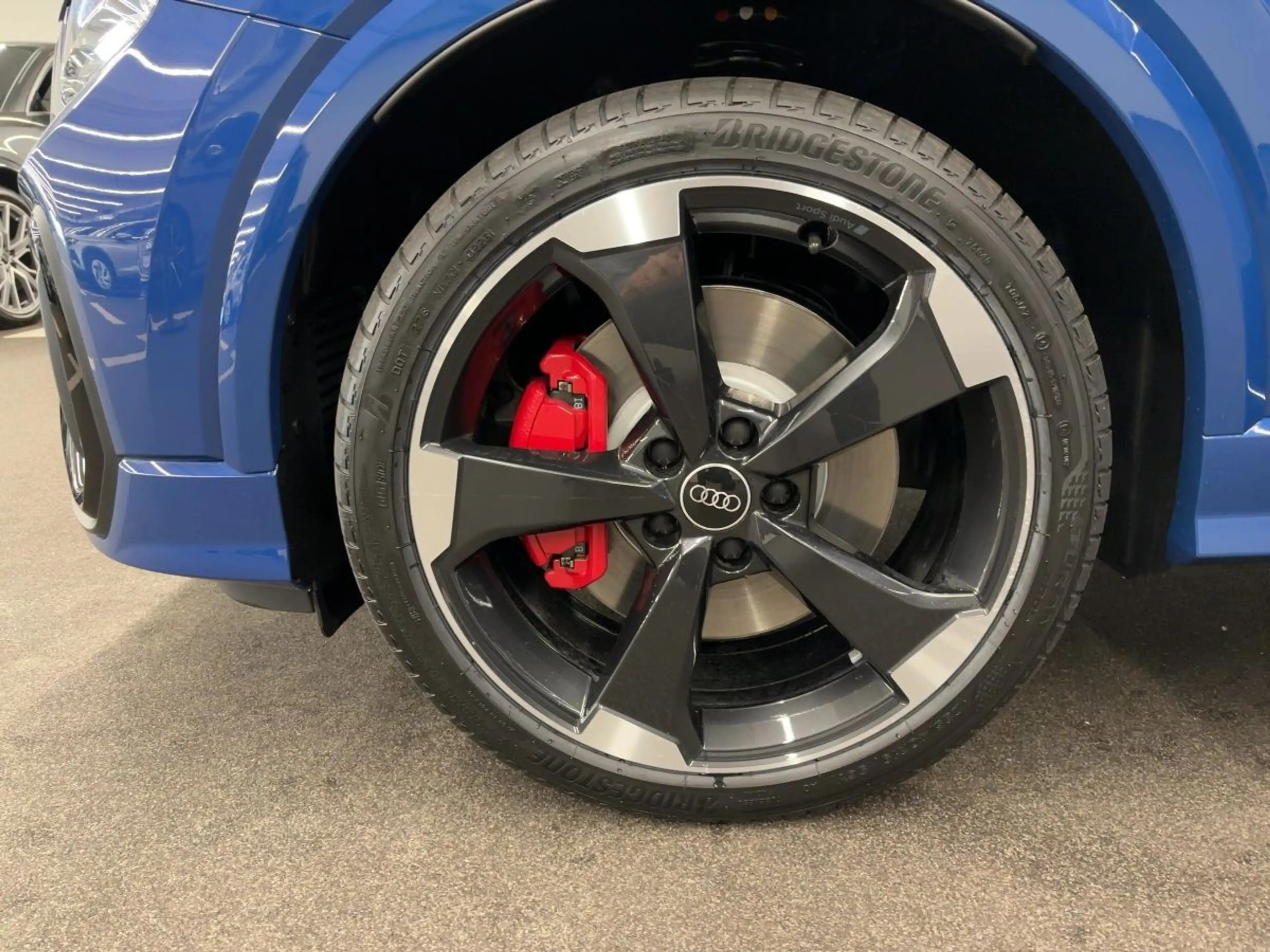 Audi SQ2 TFSI S tr. — photo 13