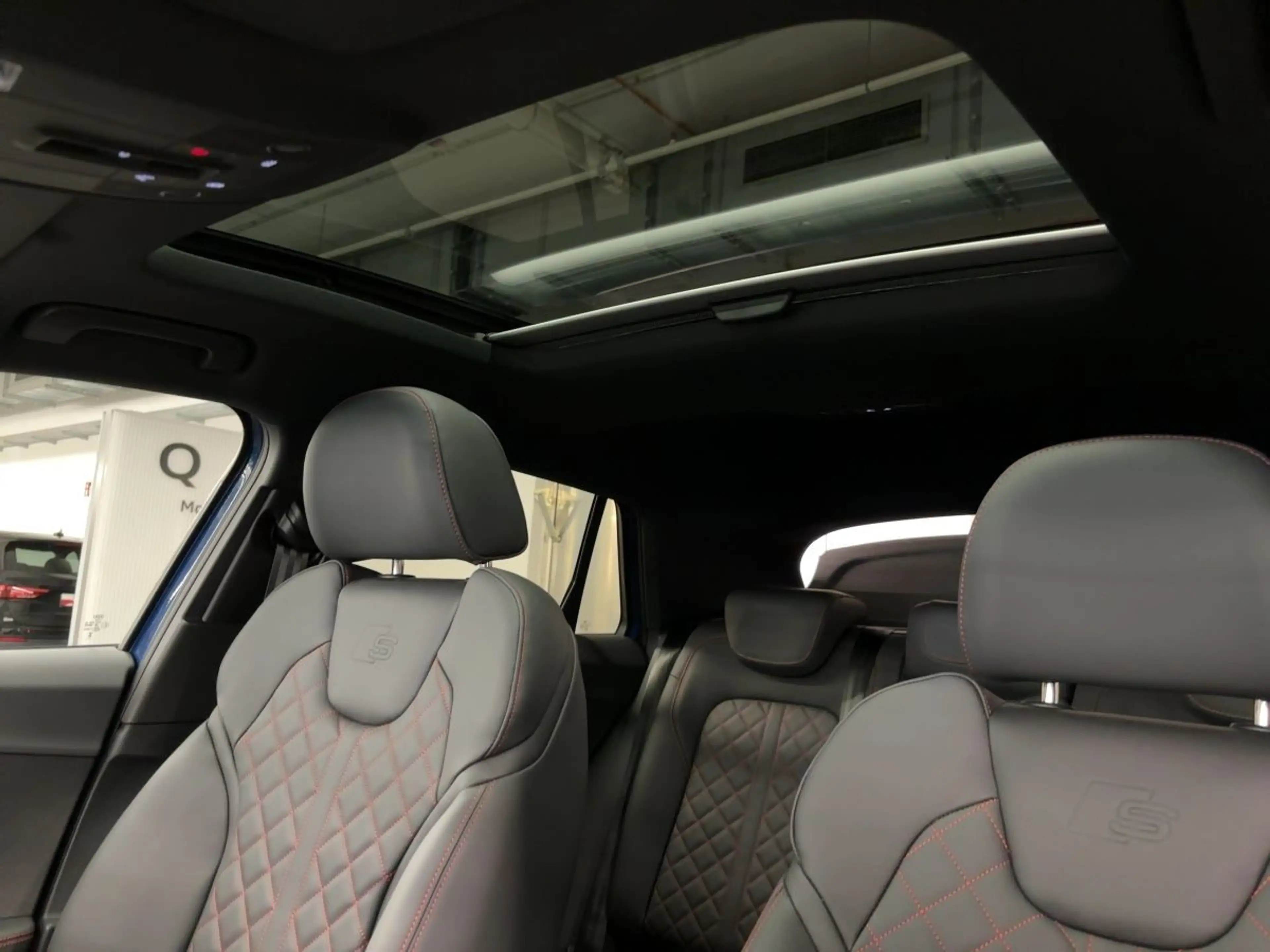 Audi SQ2 TFSI S tr. — photo 14