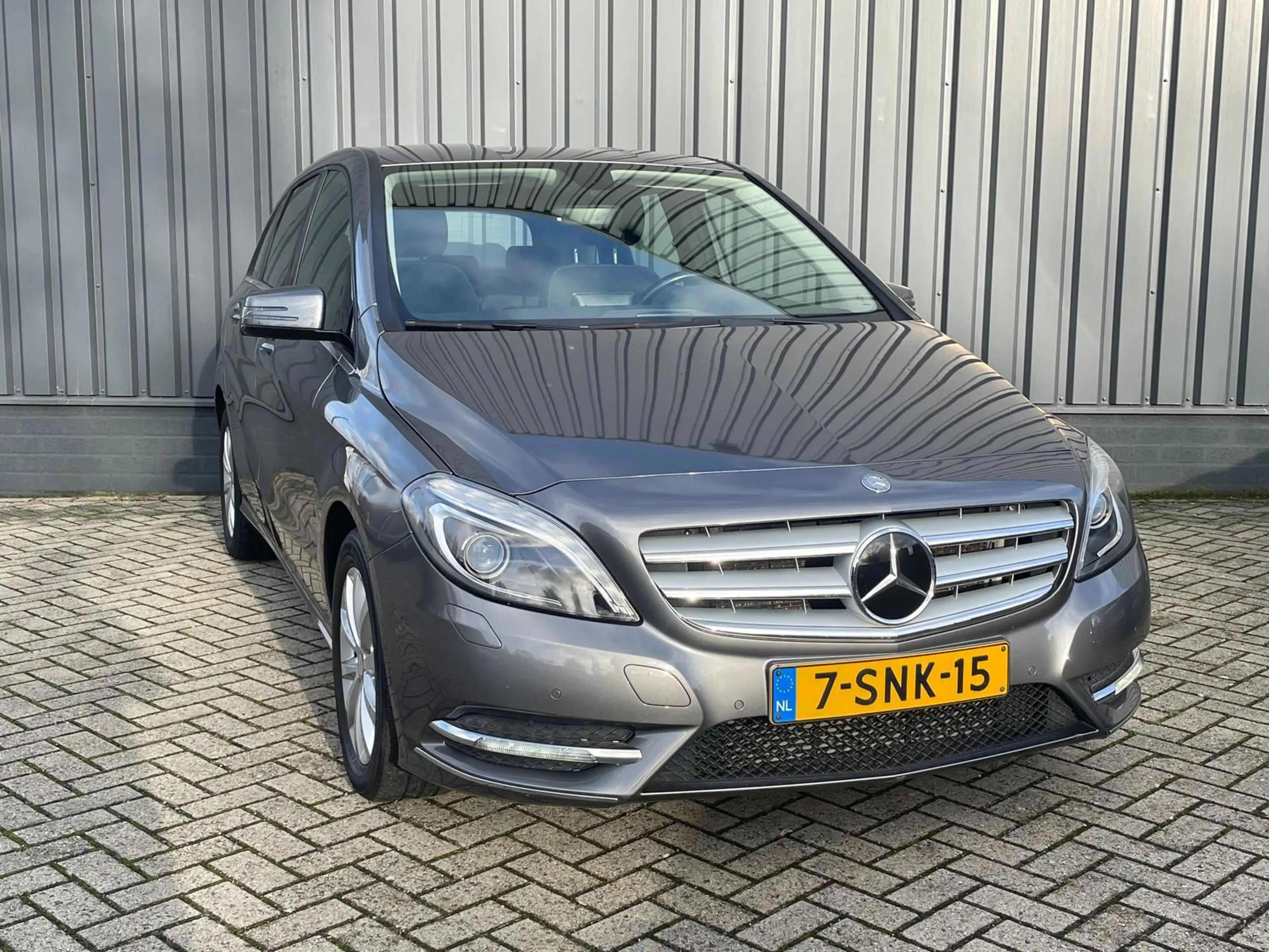 Mercedes-Benz B 200 Ambition, Carplay, Trekhaak, super nette auto — photo 6