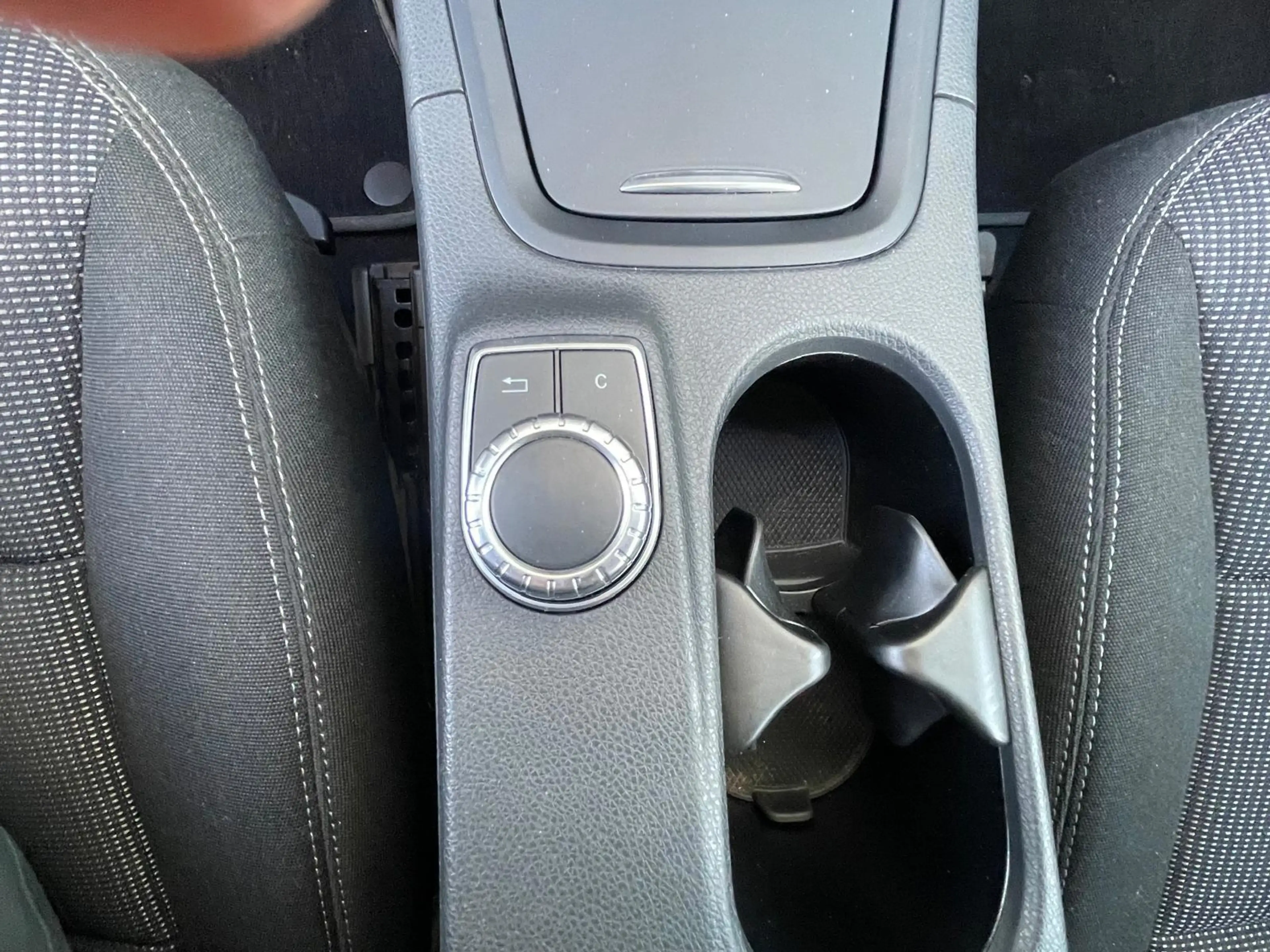 Mercedes-Benz B 200 Ambition, Carplay, Trekhaak, super nette auto — photo 27