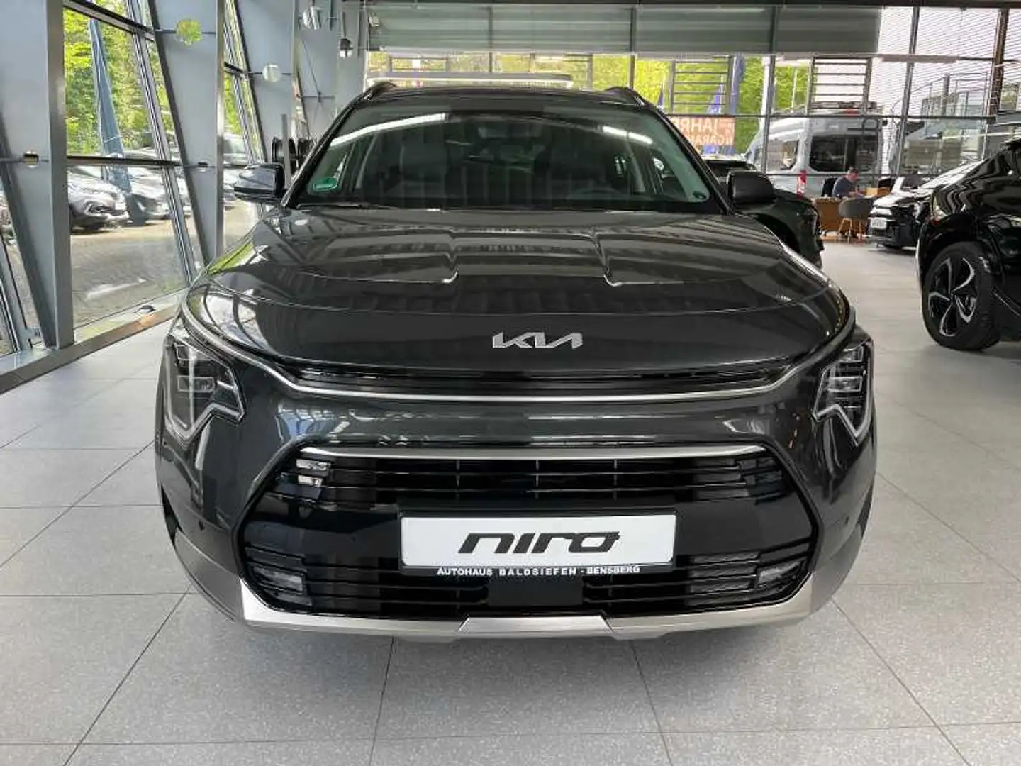 Kia Niro 1.6 GDI HEV Spirit Grau - 2