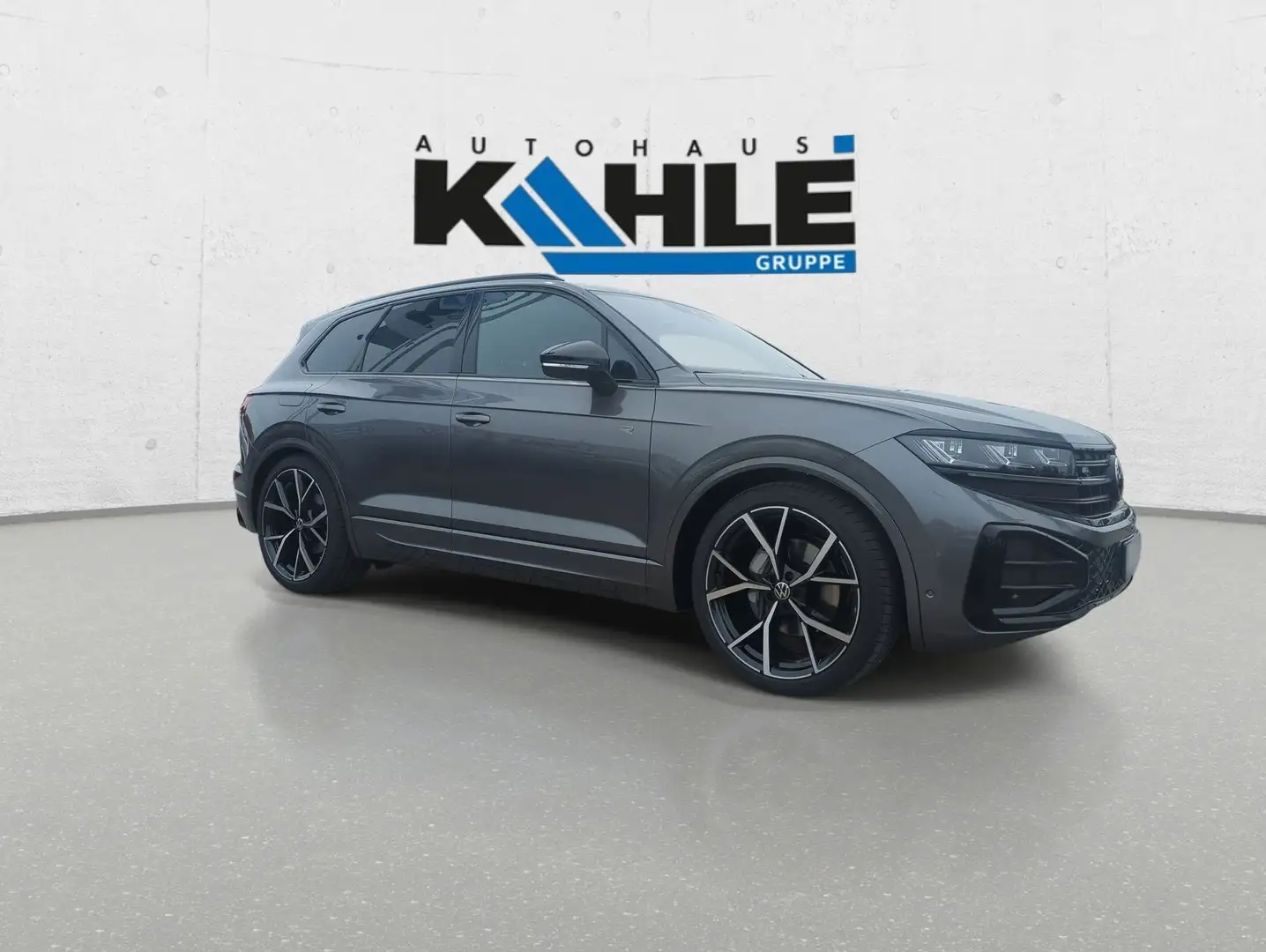 Volkswagen Touareg 3.0 TDI 8-Gang tiptronic 4Motion R-Line Navi AHK S Grau - 2