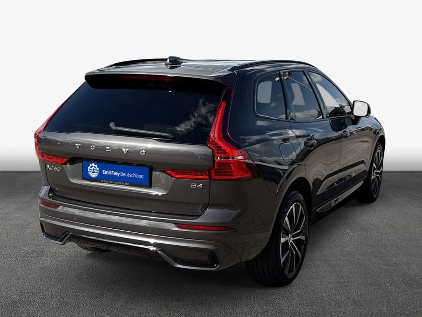 Volvo XC60 XC60 B4 D Plus Dark Grau - 2