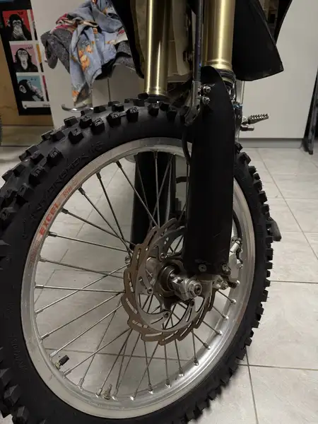 Yamaha YZ 250 - foto 6