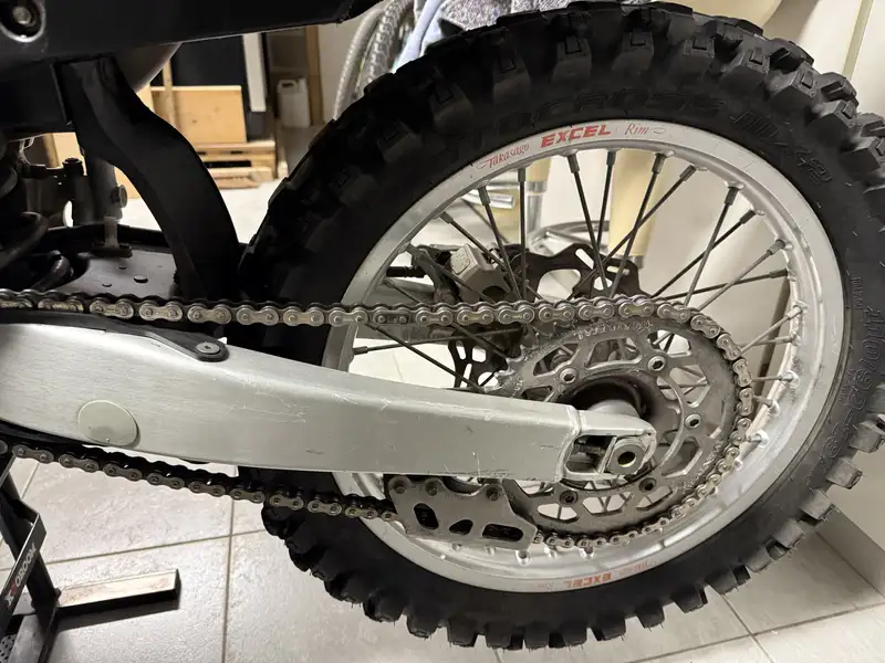 Yamaha YZ 250 - foto 4