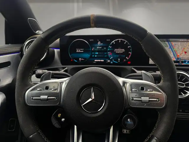 Mercedes-Benz Cla view 11