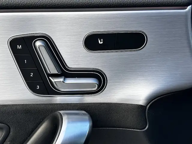 Mercedes-Benz Cla view 14