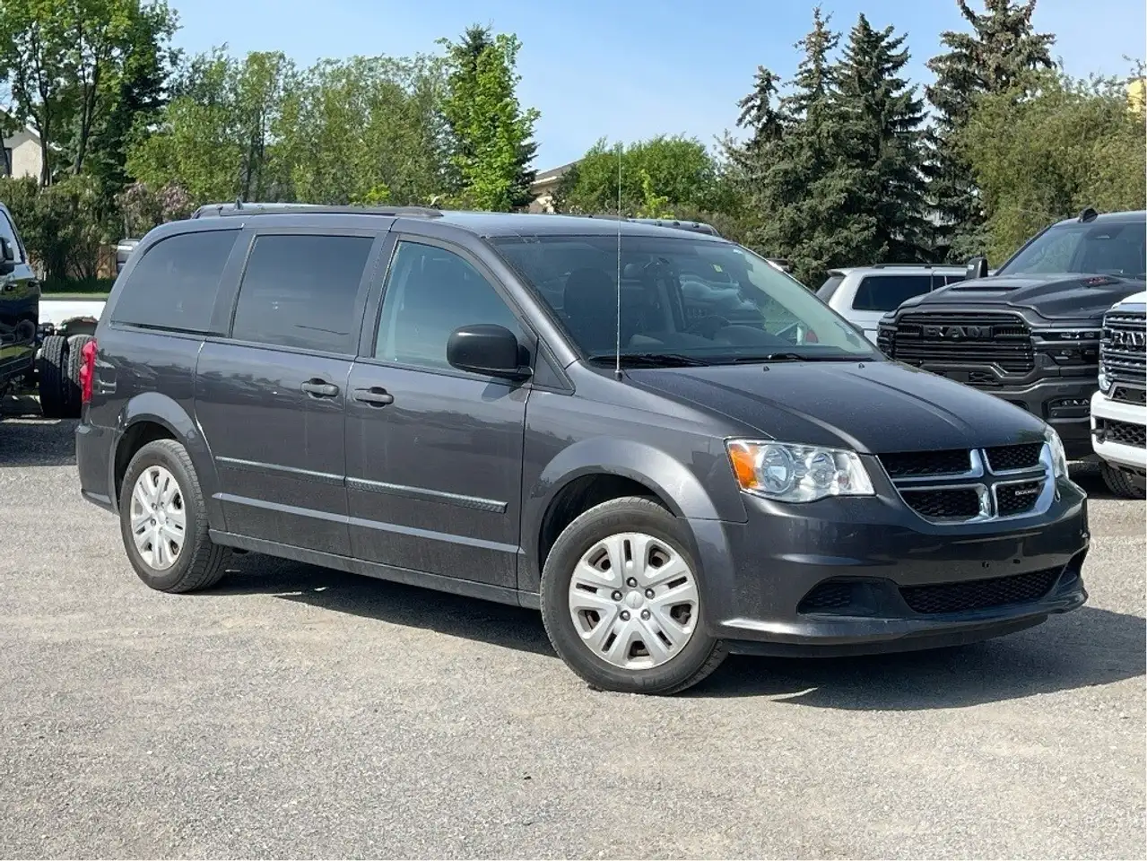 Dodge Grand Caravan снимка Dodge Grand Caravan