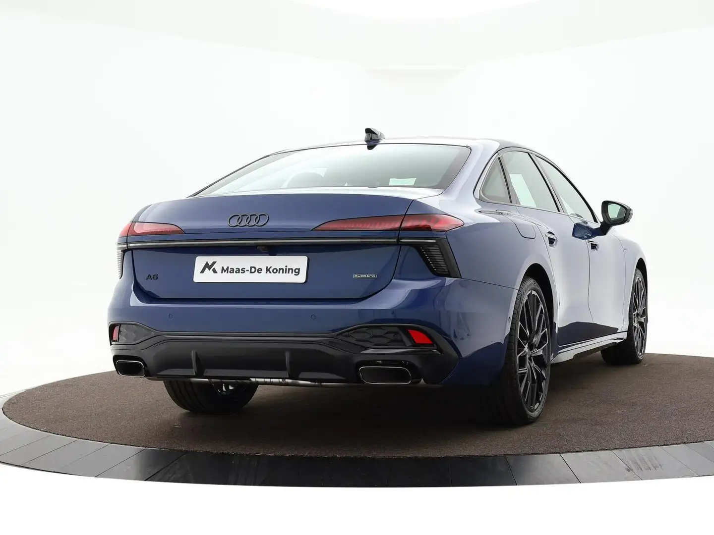 Audi A6 Limousine 2.0 e-hybrid quattro S Edition 299 PK Au Blauw - 2