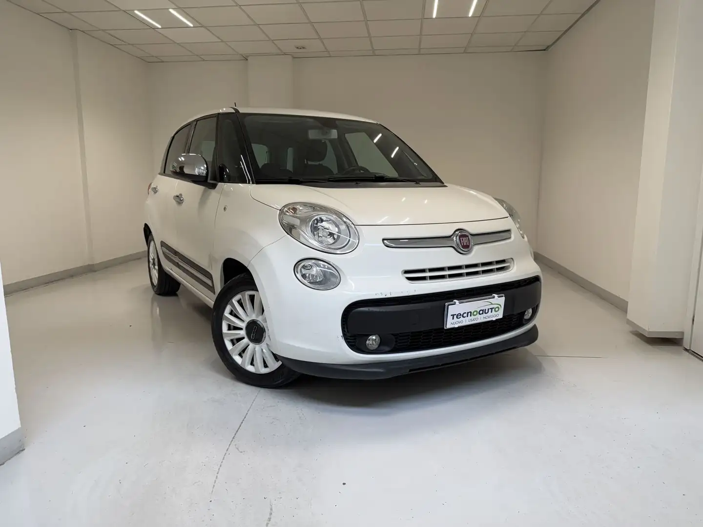 Fiat 500L 1.3 Multijet 95 CV Pop Star Blanco - 2
