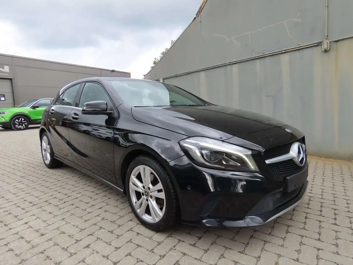 Mercedes-Benz A 180 Noir - 1