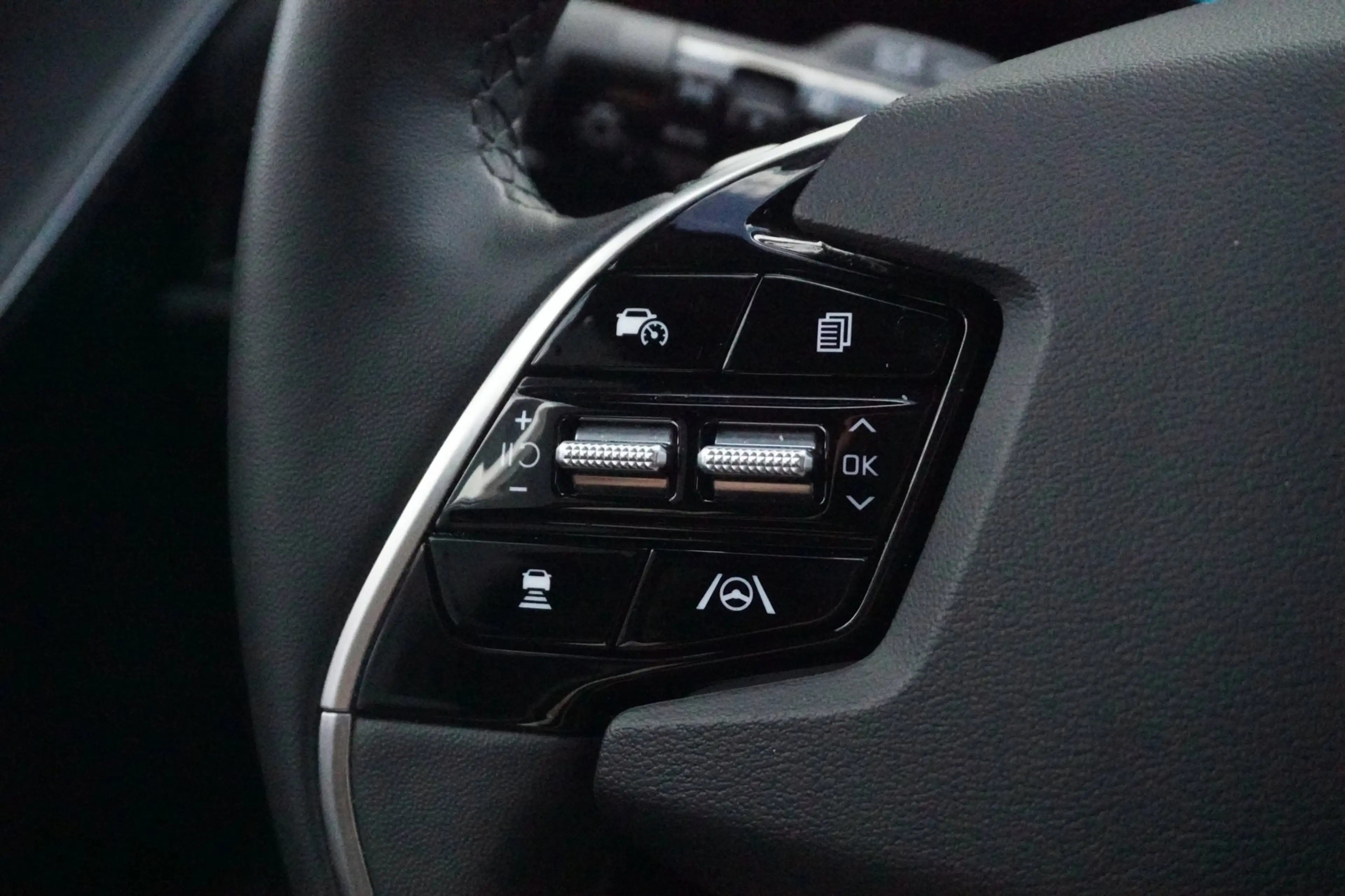 Kia e-Niro EV DynamicLine 64.8 kWh / ACC / Camera / Carplay — photo 15