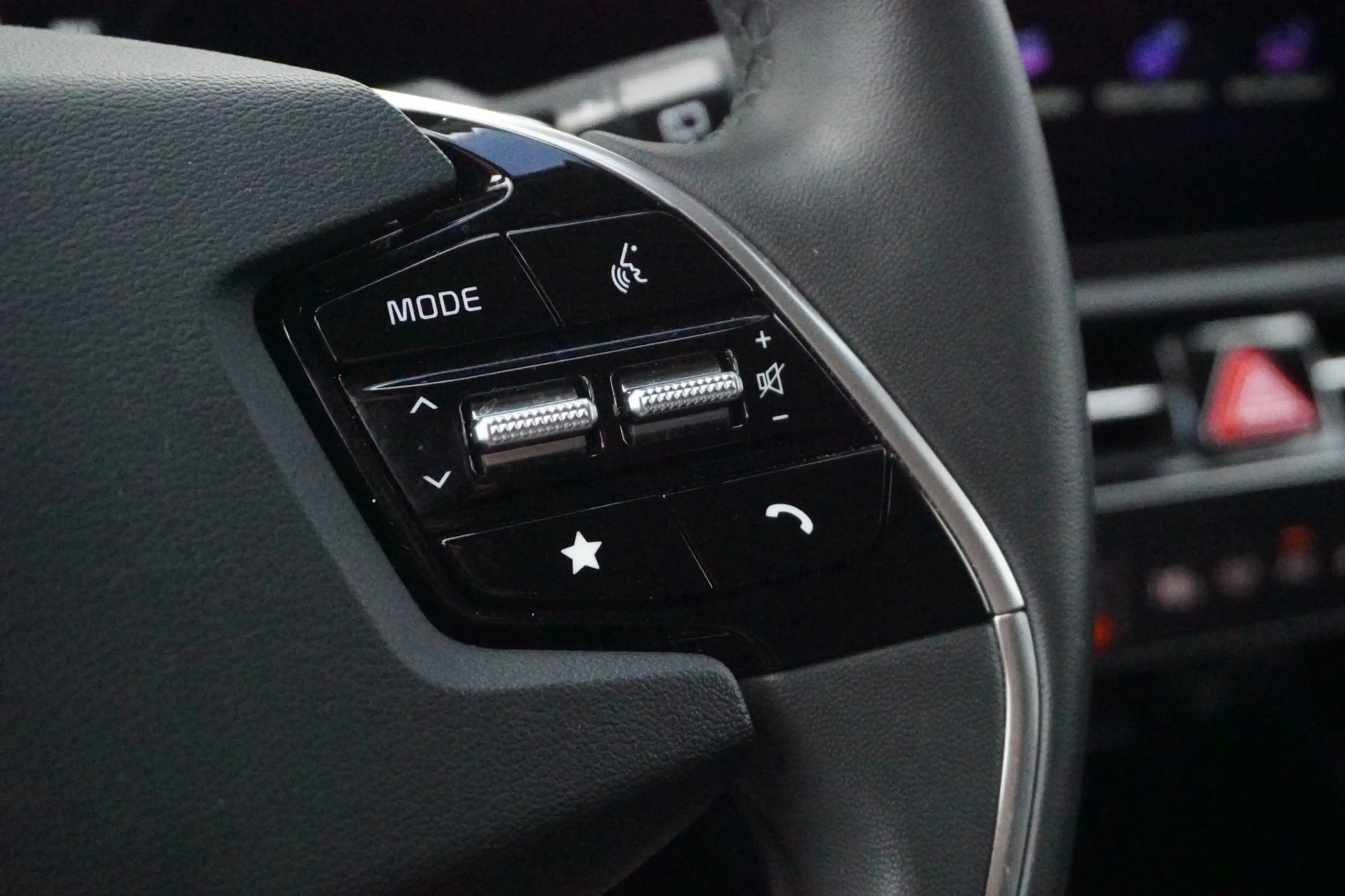 Kia e-Niro EV DynamicLine 64.8 kWh / ACC / Camera / Carplay — photo 14