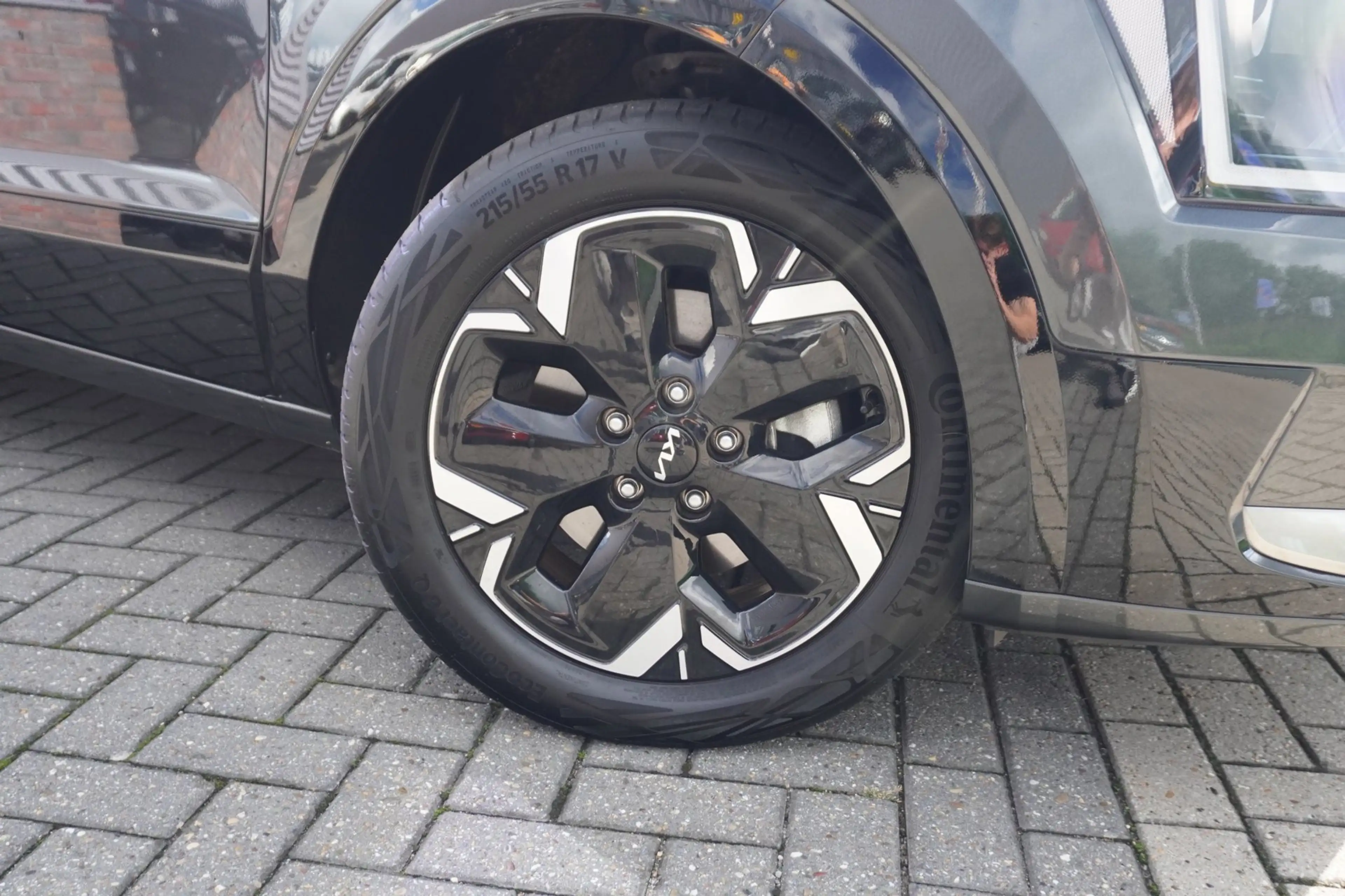 Kia e-Niro EV DynamicLine 64.8 kWh / ACC / Camera / Carplay — photo 2