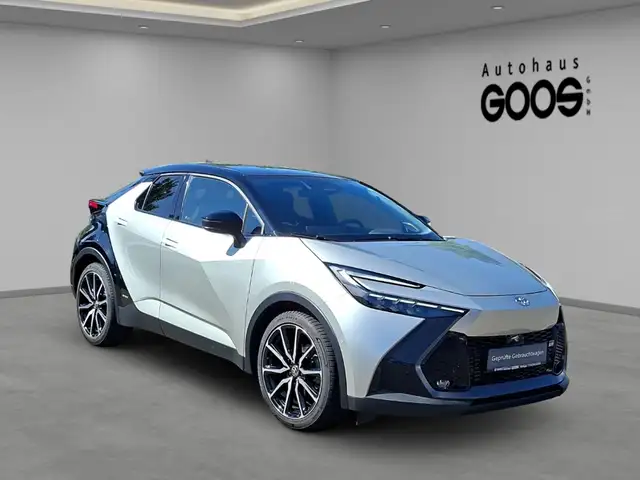 Toyota C-HR view 7