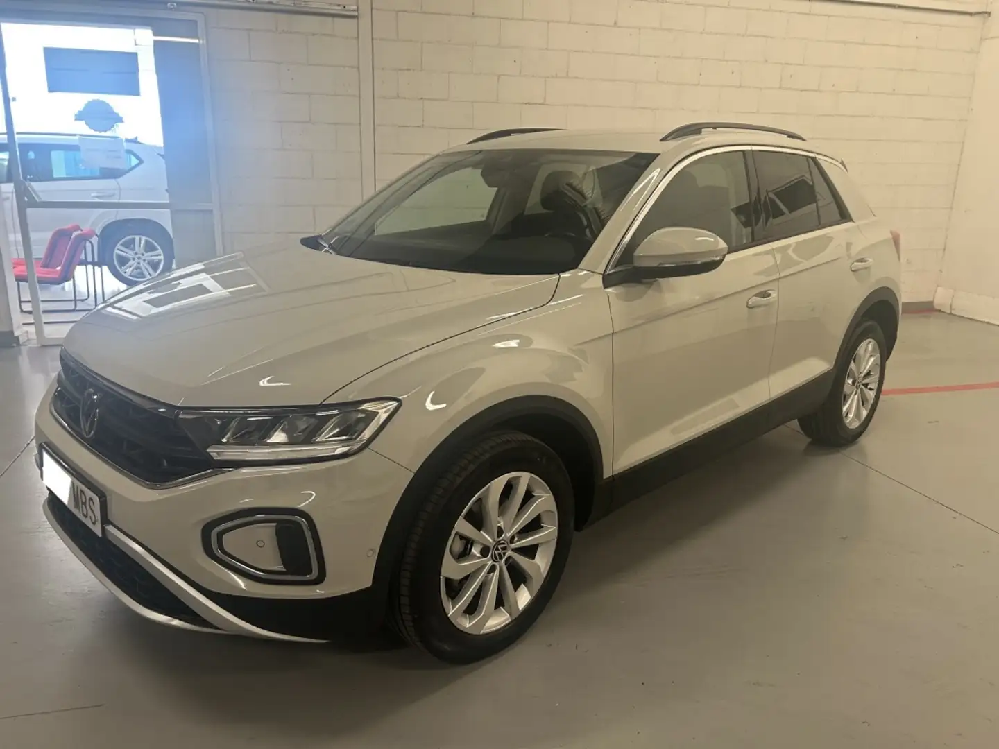 Volkswagen T-Roc 1.0 TSI Life 81kW Beige - 1