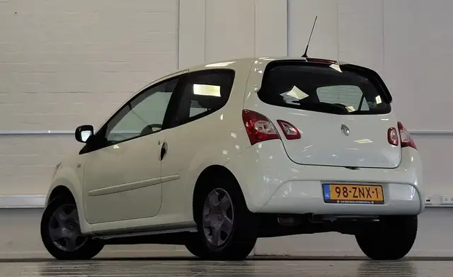 Renault Twingo view 6