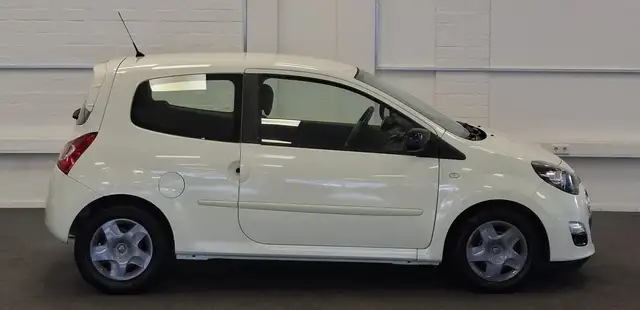 Renault Twingo view 5