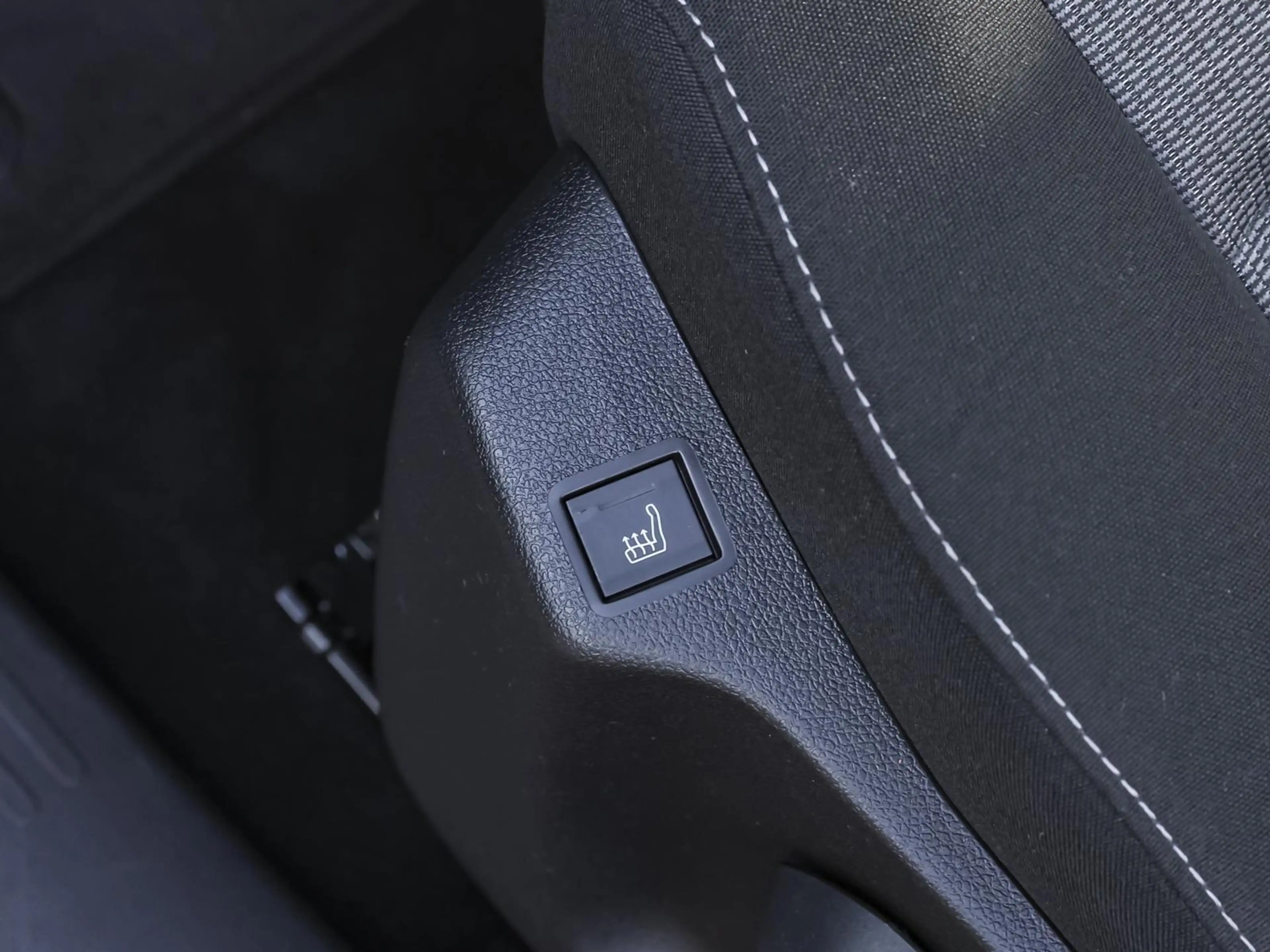 Toyota Proace City Verso 1.5 D-4D L1 Team D S/S NAVI SHZ — photo 8