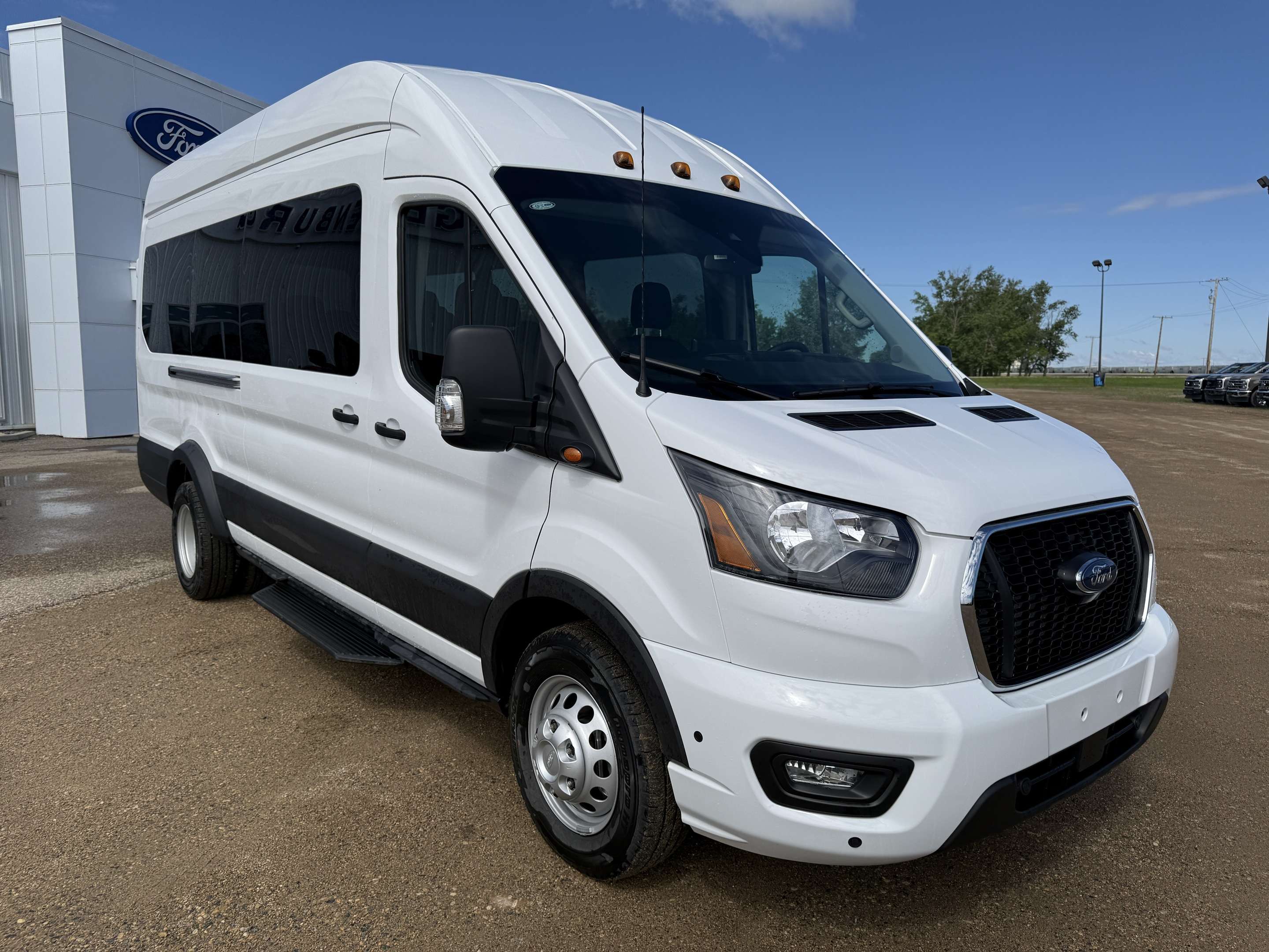 2025 Ford Transit-350