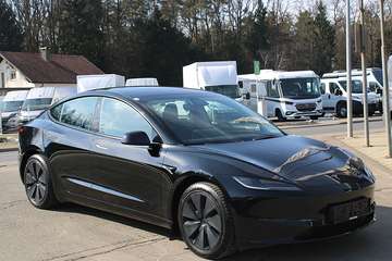 Long Range AWD 79kWh