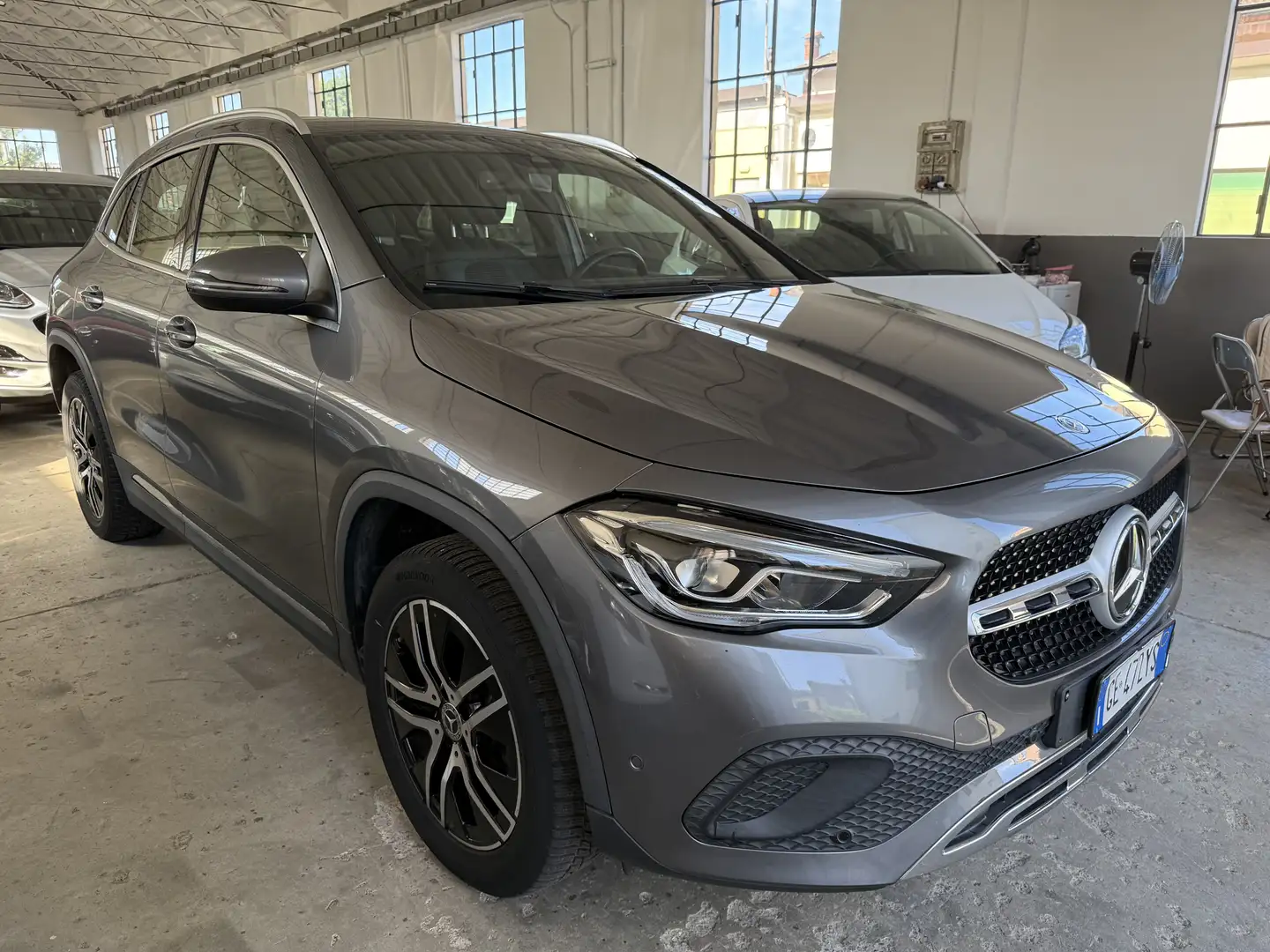 Mercedes-Benz GLA 200 d Sport Plus auto IVA ESPOSTA Grigio - 1