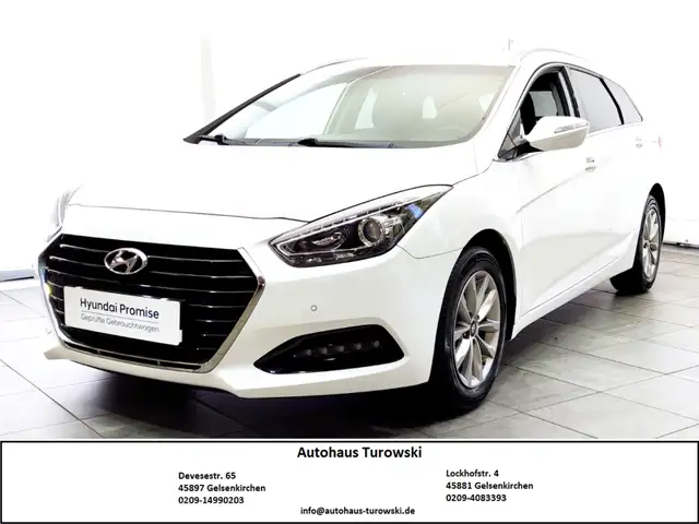Hyundai i40 Kombi Trend 1.6 GDI Navi PDC SHZ Kamera Allw.