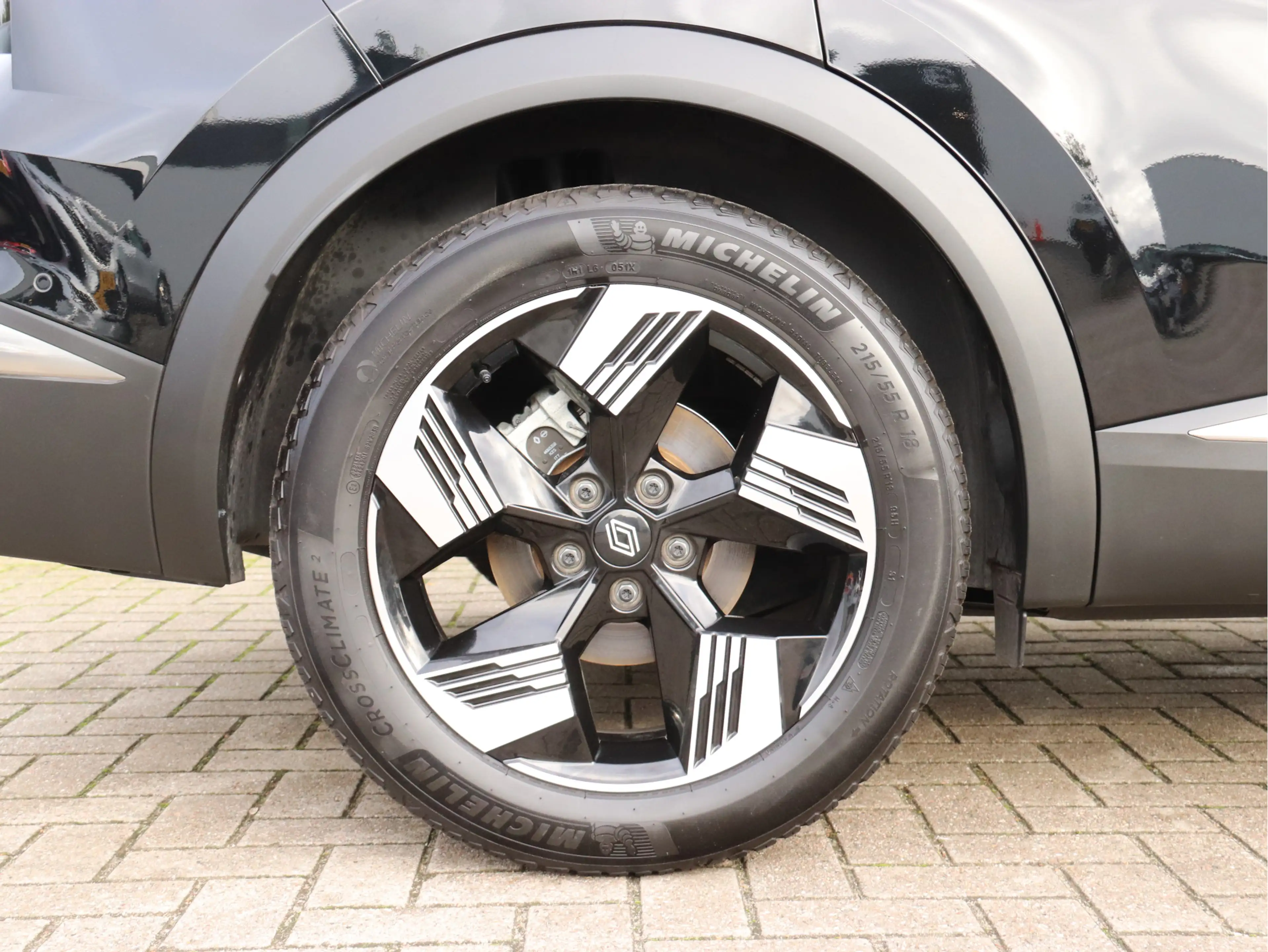 Renault Symbioz 1.3 mild hybrid 140 techno CAMERA / ALL SEASON / 1 — photo 15
