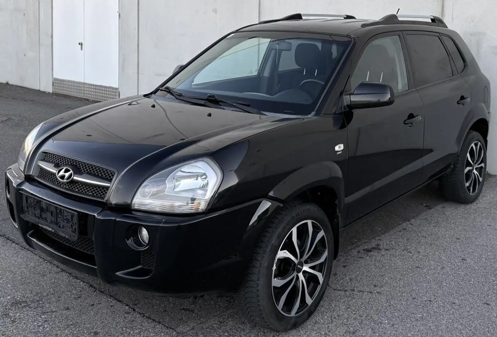 Hyundai TUCSON 2.0 CRDi VGT GLS (2WD) 2.Besitz Schwarz - 1