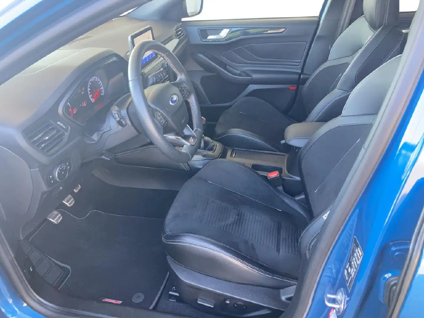 Ford Focus ST Blau - 2