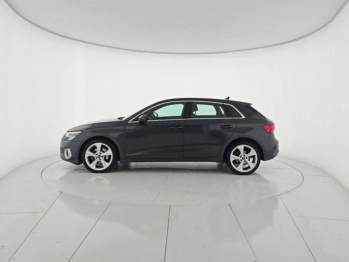 Audi A3 A3 SPB 30 TFSI Business Advanced Grau - 2