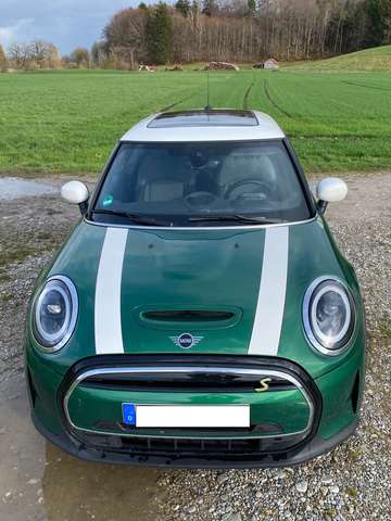 Imagine MINI Cooper SE Mini Cooper SE Classic Trim