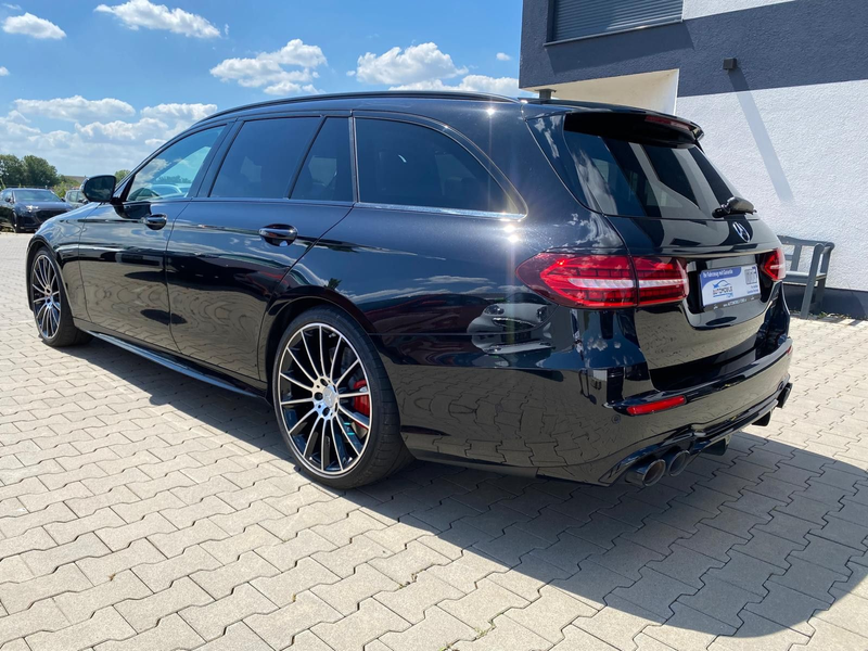 Mercedes-Benz E 53 AMG 4Matic+ /360 Kam/PANO/AMG Dynamic-Plus — photo 8