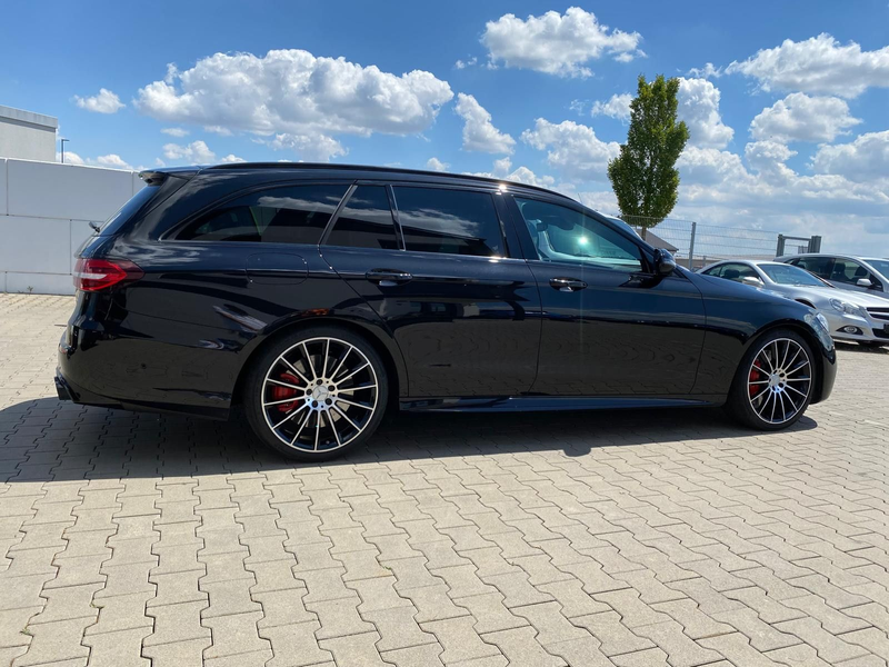 Mercedes-Benz E 53 AMG 4Matic+ /360 Kam/PANO/AMG Dynamic-Plus — photo 4