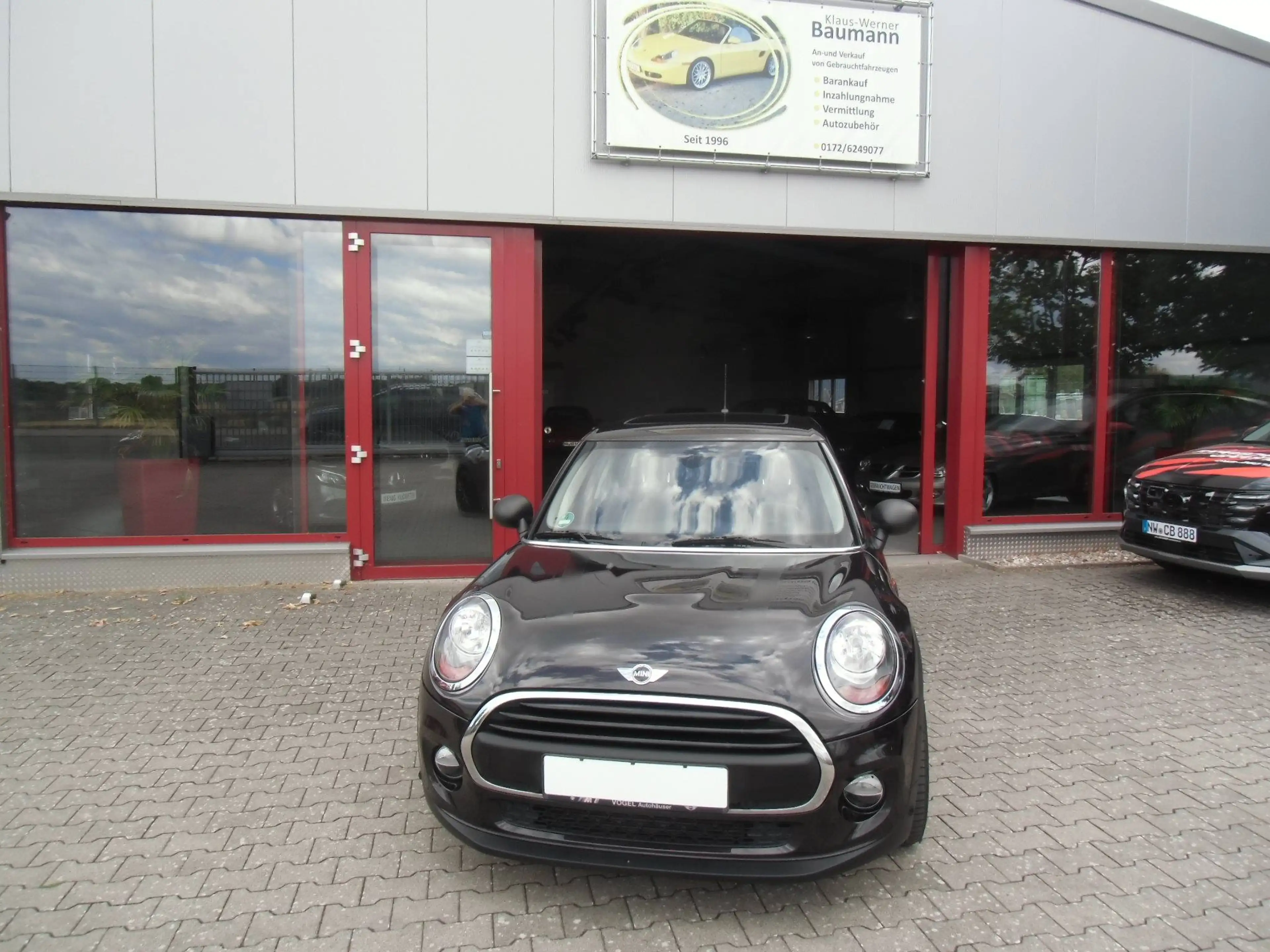 MINI One TÜV 03/28, Klimaautom., Panoramadach, PDC, Parkassistent