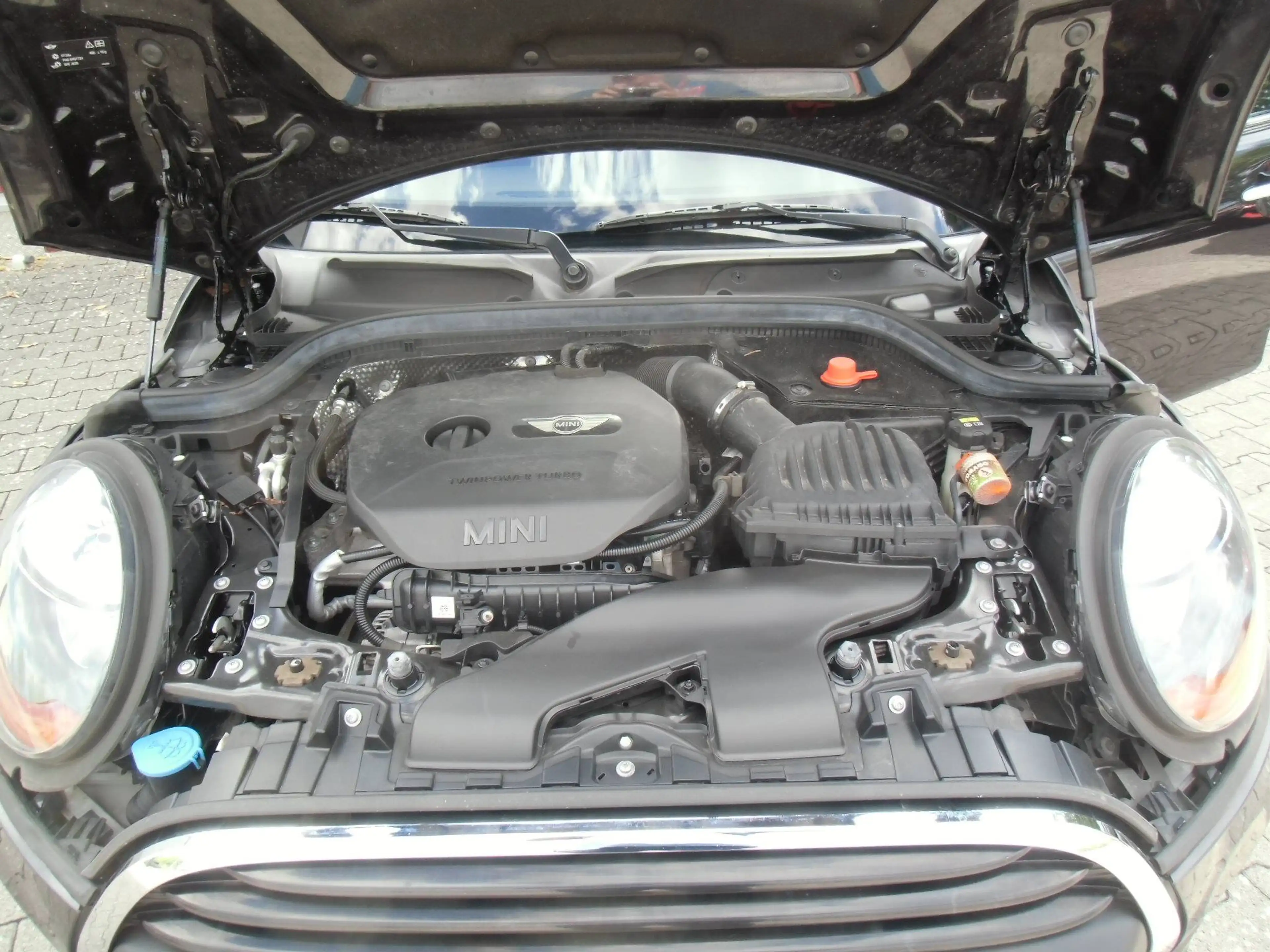 MINI One TÜV 03/28, Klimaautom., Panoramadach, PDC, Parkassistent — photo 14