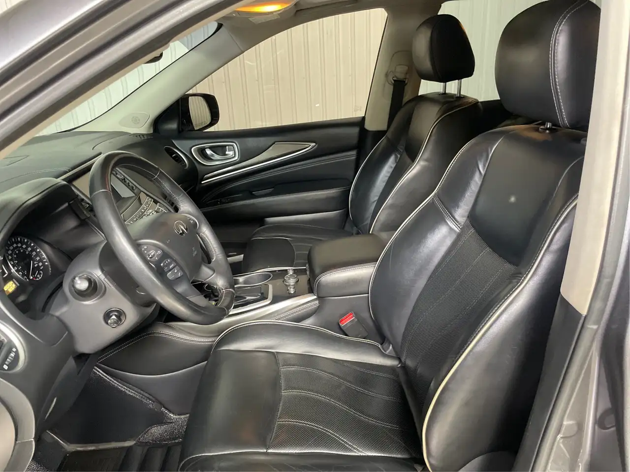Infiniti QX60 photo Infiniti QX60