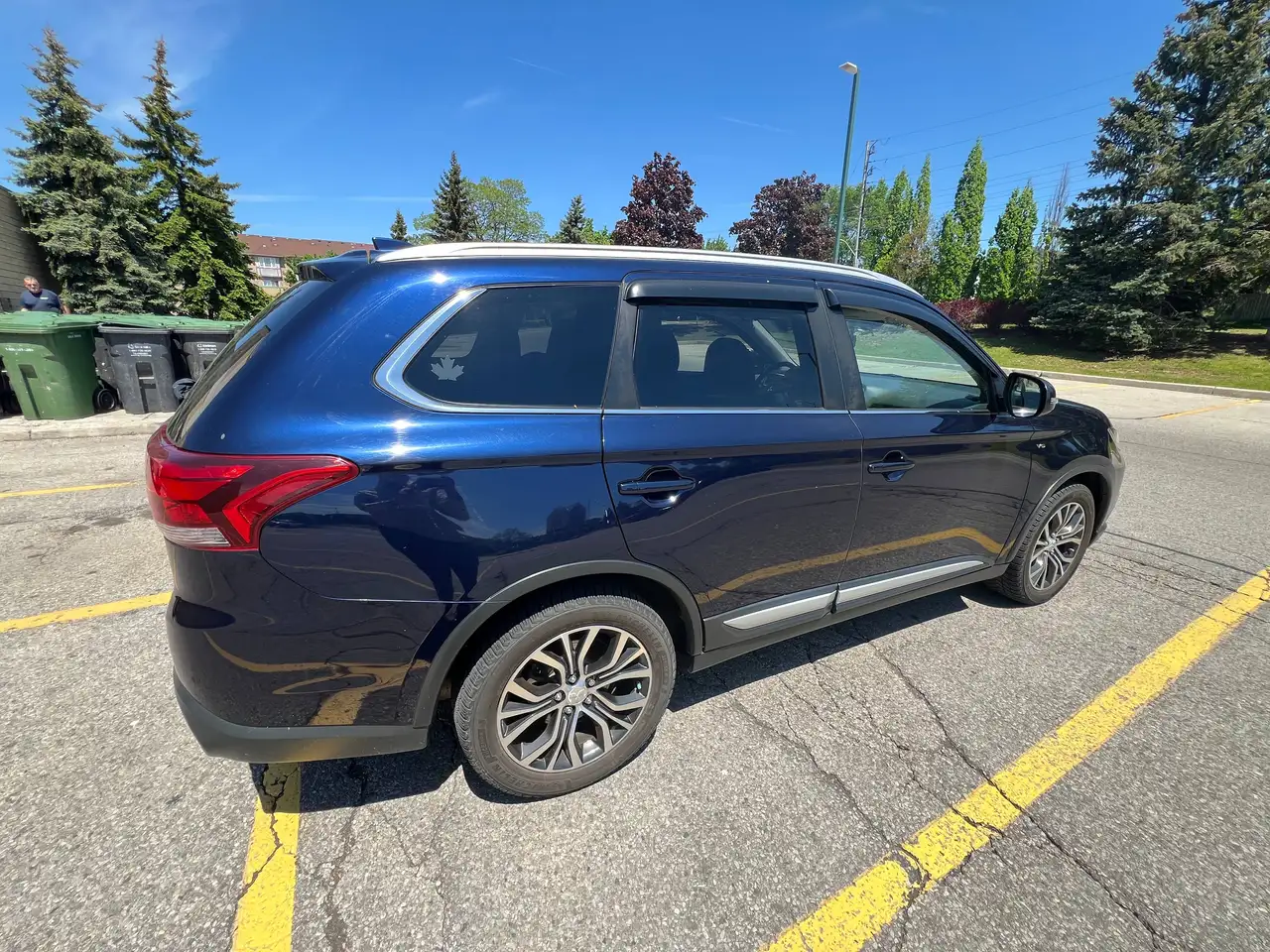 Mitsubishi Outlander снимка Mitsubishi Outlander