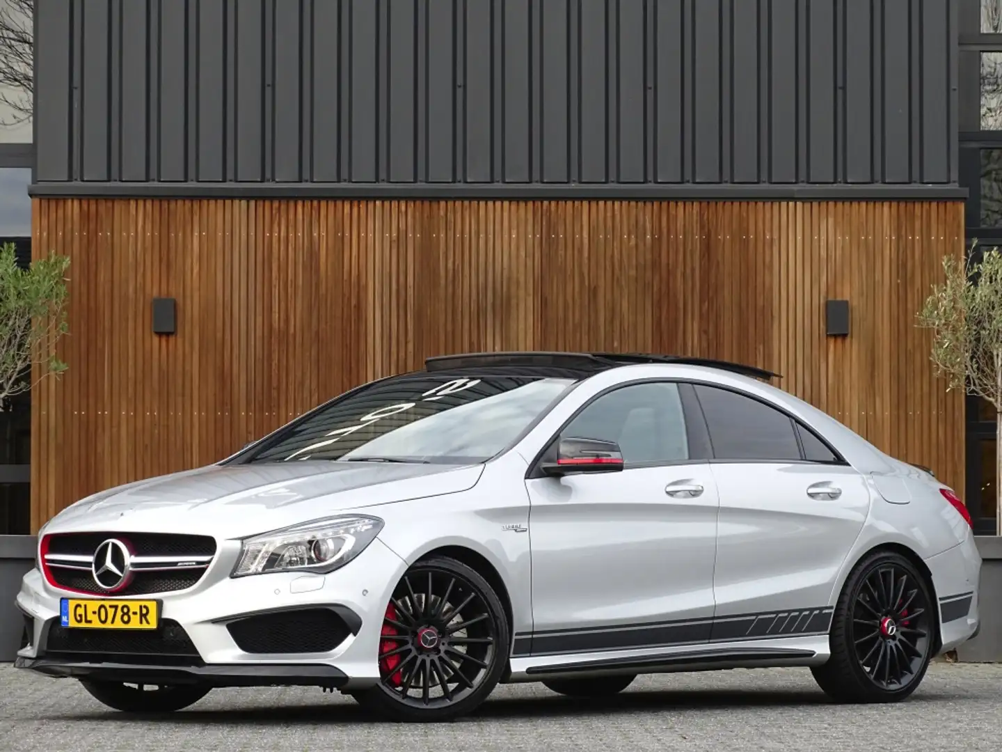 Mercedes-Benz CLA 45 AMG 4MATIC 361PK / Edition 1 / schaalstoelen *NAP* Gris - 1
