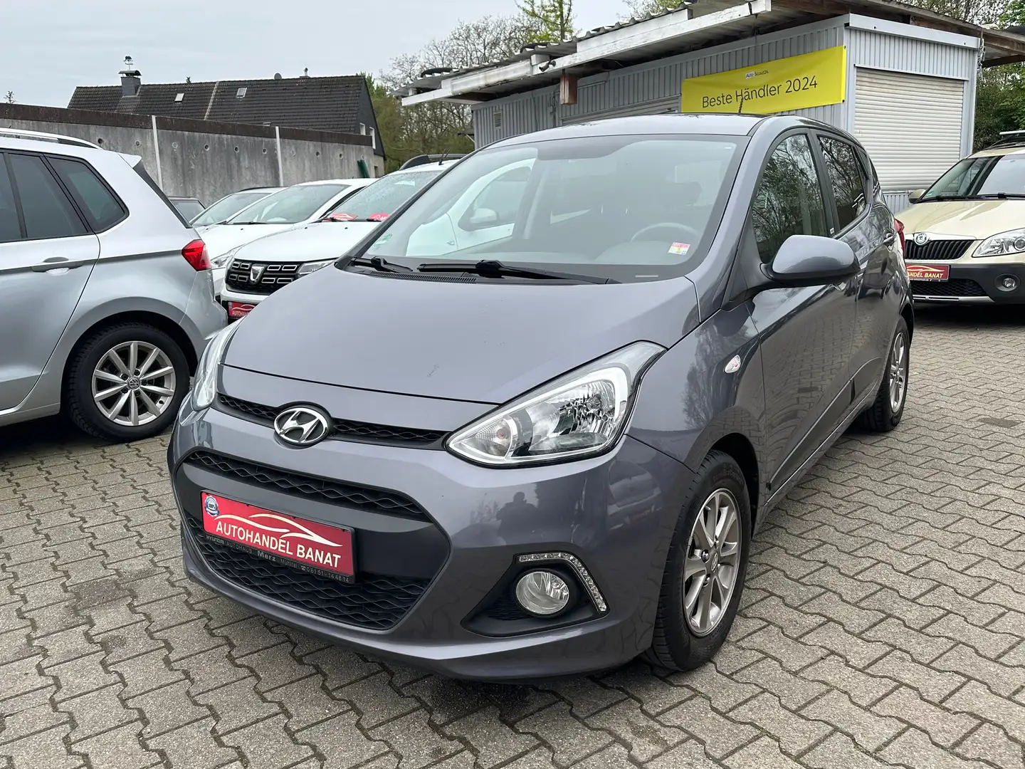 Hyundai i10 Passion KLIMA TÜV NEU Gris - 1