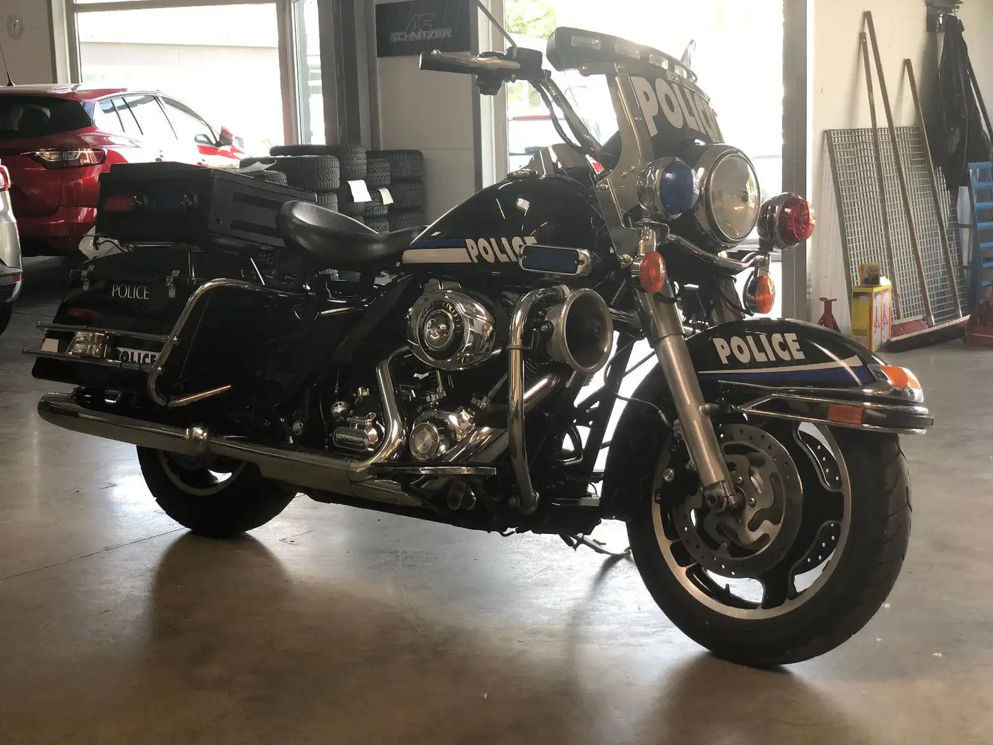 Harley-Davidson Road King FL 2 Police Zwart - 2