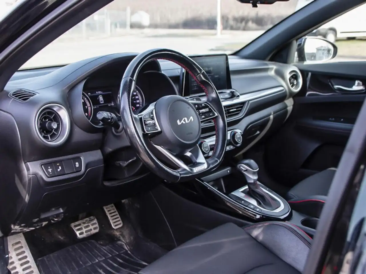 Kia Forte снимка Kia Forte
