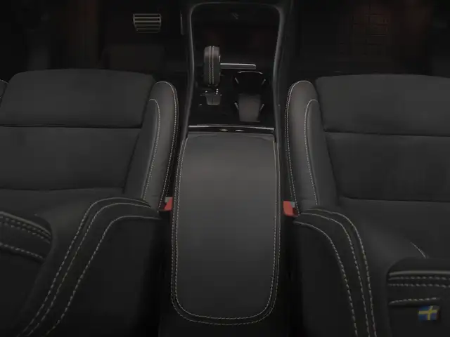 Volvo XC40 view 21