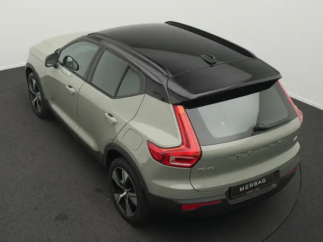Volvo XC40 view 13