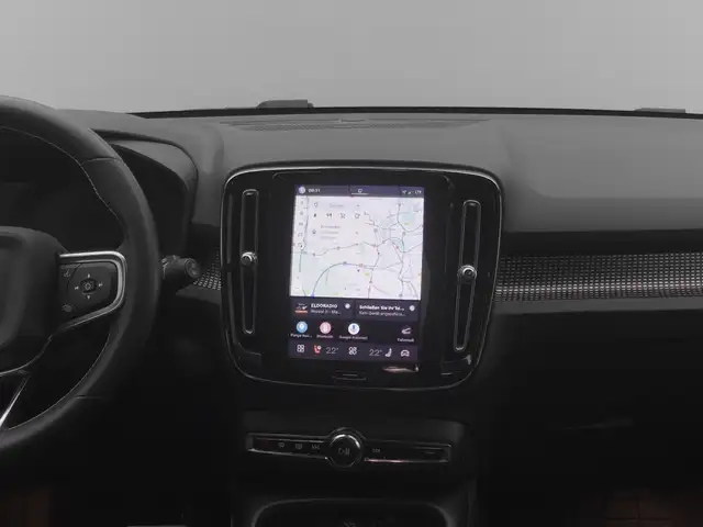 Volvo XC40 view 20