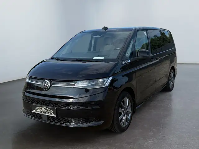 Volkswagen Multivan view 2